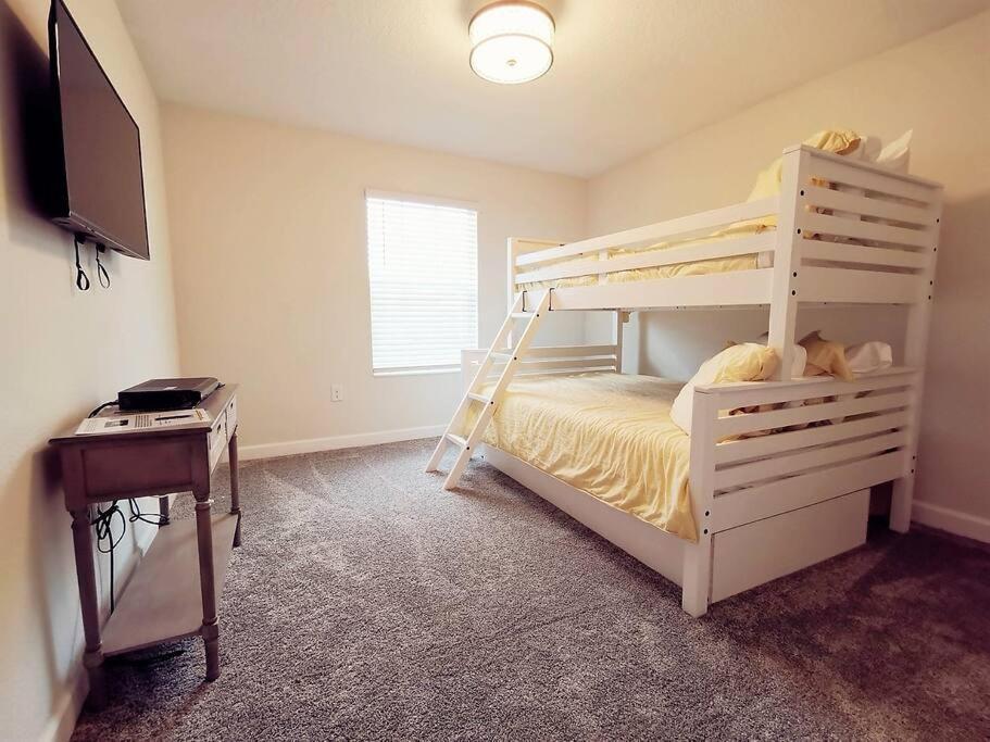 Makin Memories Gated Resort Style Community Storey Lake كيسيمي المظهر الخارجي الصورة